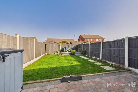 10 Shipton Drive, Uttoxeter, ST14 7NJ