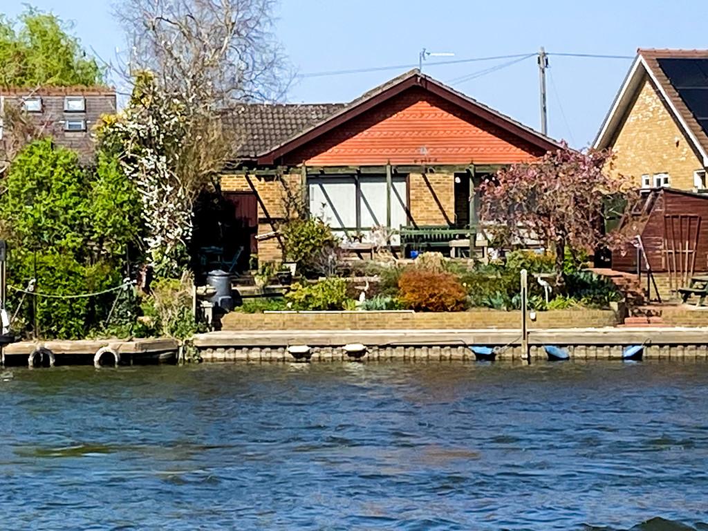 Riverview shot