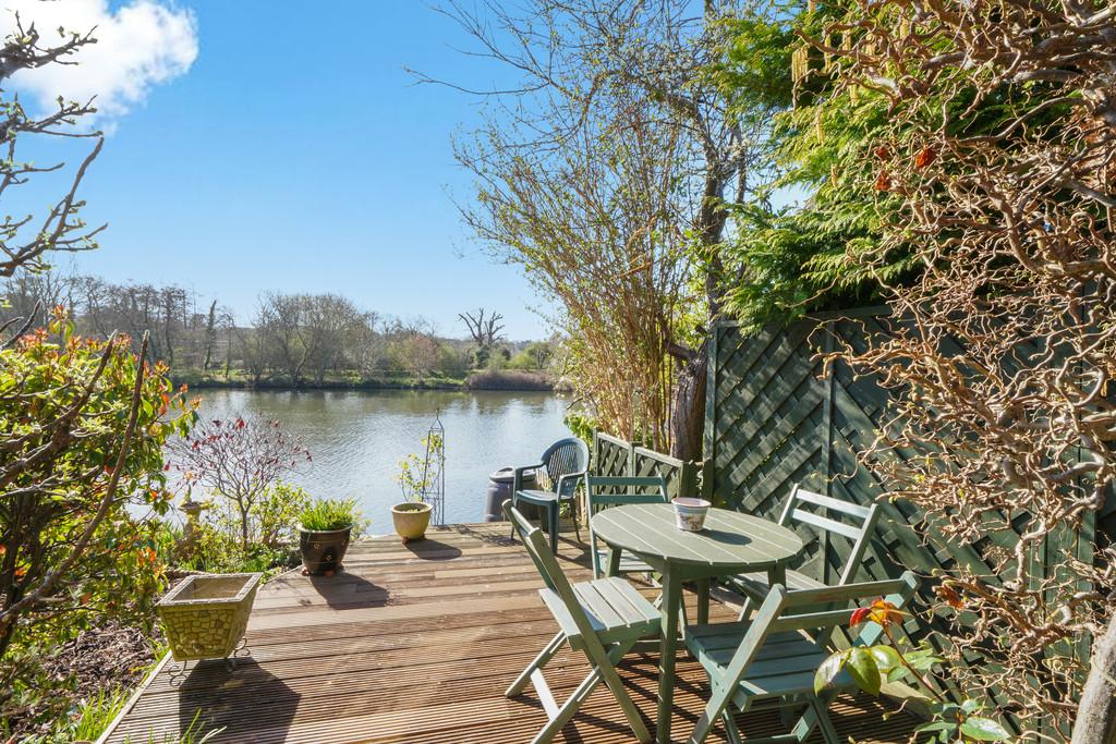 26 Thames Meadow - A5tn NSZFh6 Ye V9lblwo L