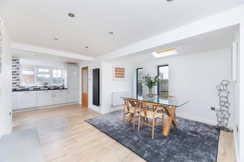 43 Lisker Drive, Otley, LS21 1DF