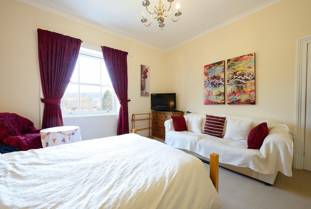 A guest bedroom
