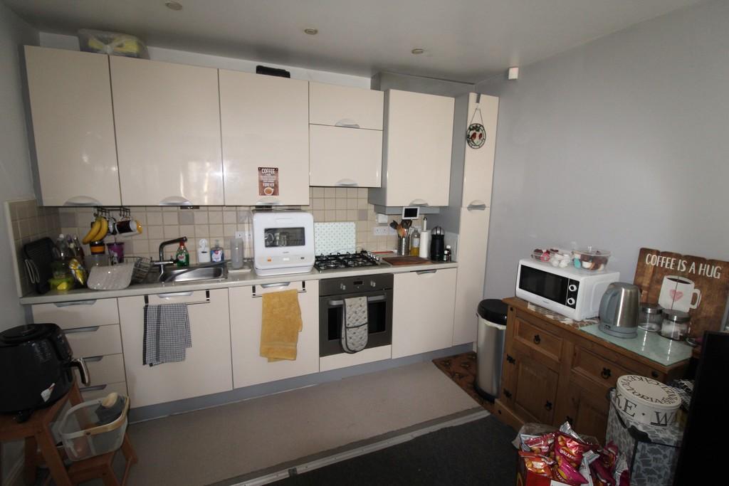 Flat 4 Kitchen