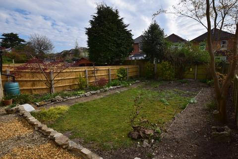 2 bedroom ground floor flat to rent, Heathwood Road, Bournemouth