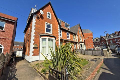 undefined, Avenue Road, Scarborough YO12