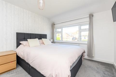 30 Biddenden Way, Istead Rise, Gravesend, DA13 9DF