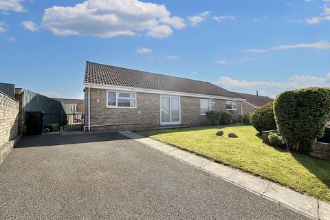 2 bedroom semi-detached bungalow for sale, Ty Llwyd Parc, Treharris CF46