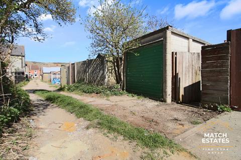 34 Somerset Road, Folkestone, CT19 4NP