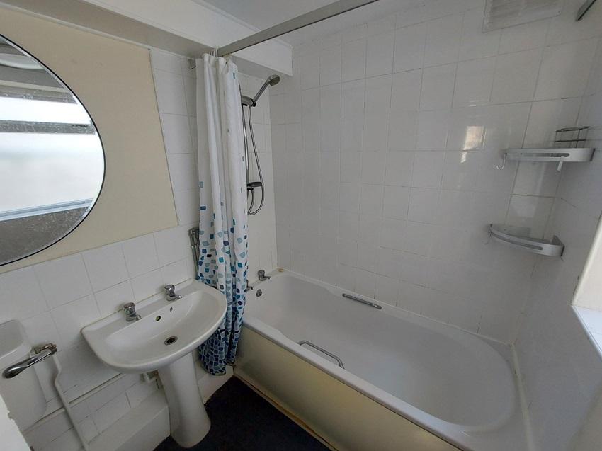 Ground Floor Bathroom