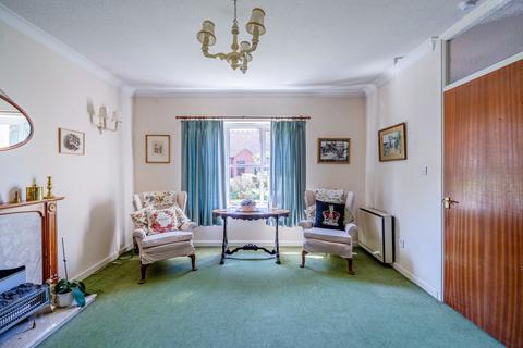 2 bedroom bungalow for sale, Bredon Lodge, Tewkesbury GL20