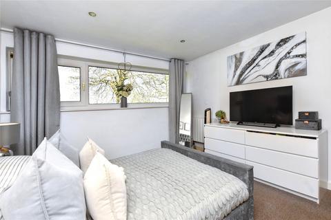 1 bedroom apartment for sale, Brookfield Court, Leeds, West Yorkshire