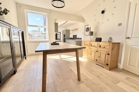 2 bedroom terraced house to rent, Hey Street, Cleethorpes DN35