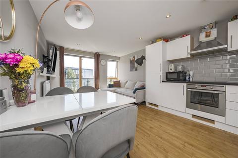 2 bedroom apartment for sale, Bassett House, London, SW19