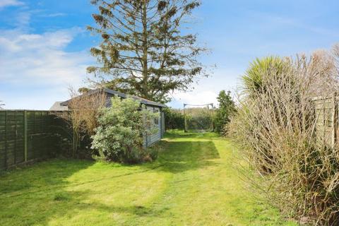 18 Withycroft, George Green, Slough, SL3 6BH