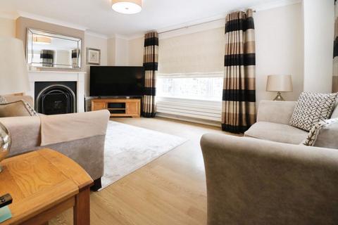 18 Withycroft, George Green, Slough, SL3 6BH