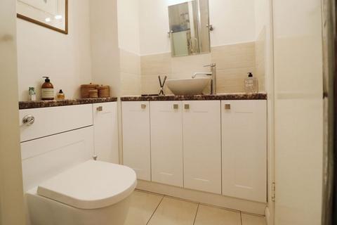 18 Withycroft, George Green, Slough, SL3 6BH