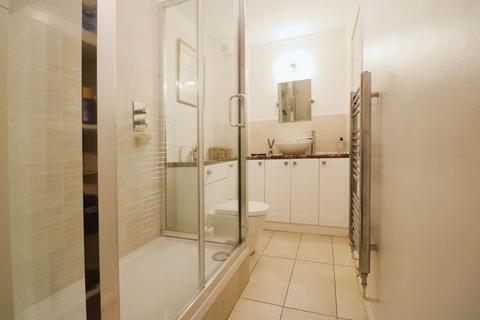 18 Withycroft, George Green, Slough, SL3 6BH
