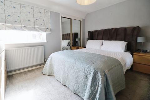 18 Withycroft, George Green, Slough, SL3 6BH