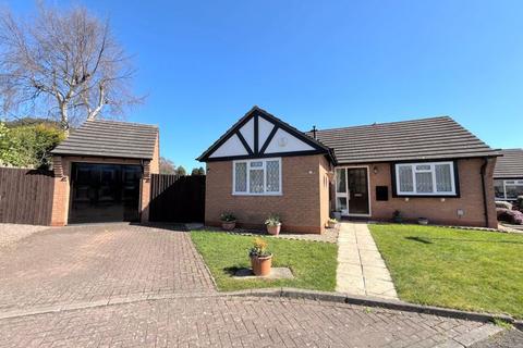 2 bedroom detached bungalow for sale, Francis Close, Streetly, Sutton Coldfield
