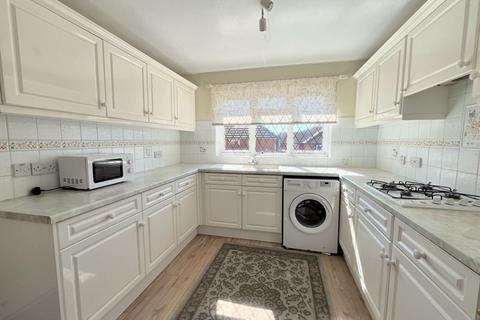 2 bedroom detached bungalow for sale, Francis Close, Streetly, Sutton Coldfield