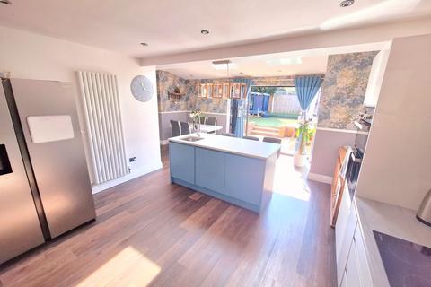3 Cheadle Drive, Birmingham, B23 5XF
