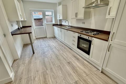 15 Blithfield Grove, Birmingham, B24 0HW