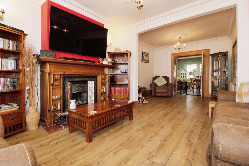 Lounge Family Room