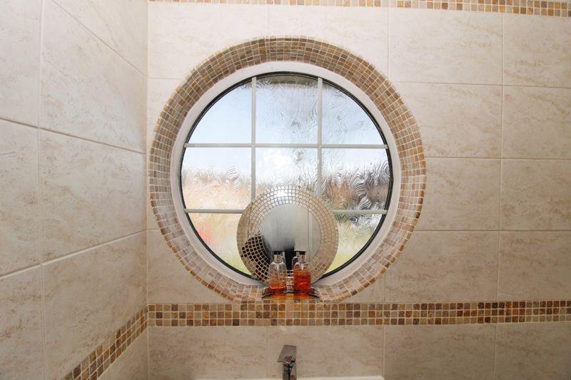 Feature Window