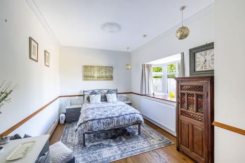 The Brackens Hollow Lane, Dormansland, Lingfield, RH7 6NS