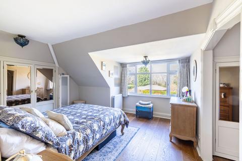 The Brackens Hollow Lane, Dormansland, Lingfield, RH7 6NS