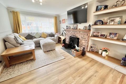 8 Llwyn Isaf, Conwy, LL32 8LL