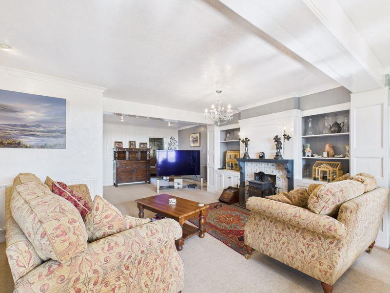 Living / Dining Room