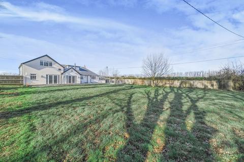 undefined, Alkham - Offers in Excess of £800,000