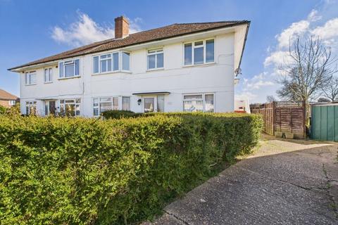 214 Tithe Pit Shaw Lane, Warlingham, CR6 9AP