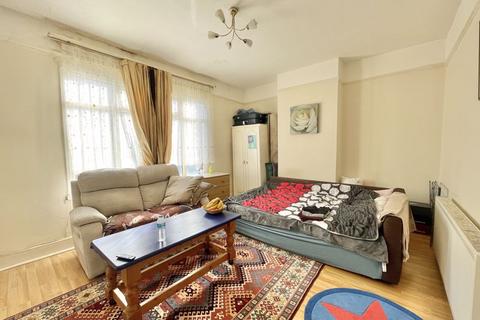 26a The Parade, Claygate, Esher, KT10 0NU