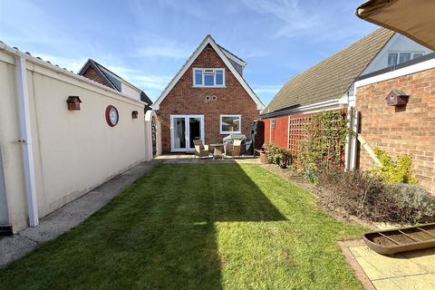 2 bedroom detached bungalow for sale, Bowbridge Gardens, Bottesford