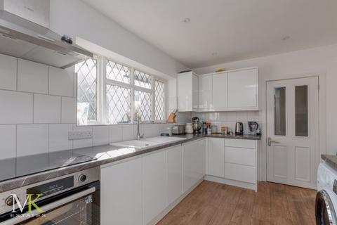 3 bedroom detached bungalow for sale, Queens Park Avenue, Bournemouth BH8