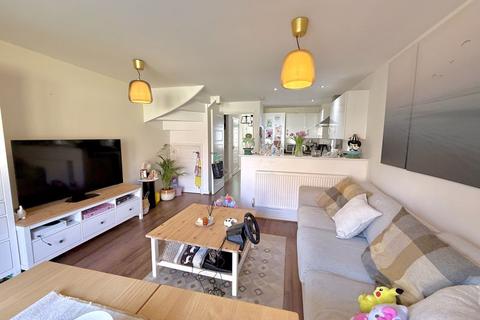 undefined, Design Drive, Dunstable