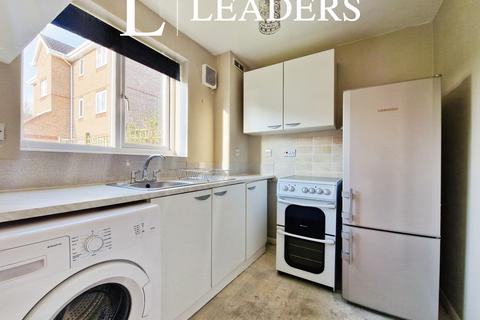 1 bedroom flat to rent, Chestnut Road, Basildon, SS16