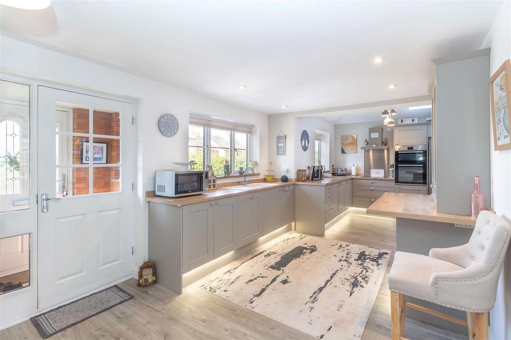 Kitchen-1-1.jpg