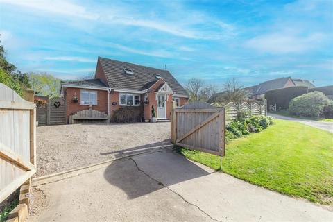 undefined, Dingle Road, Leigh, Worcester