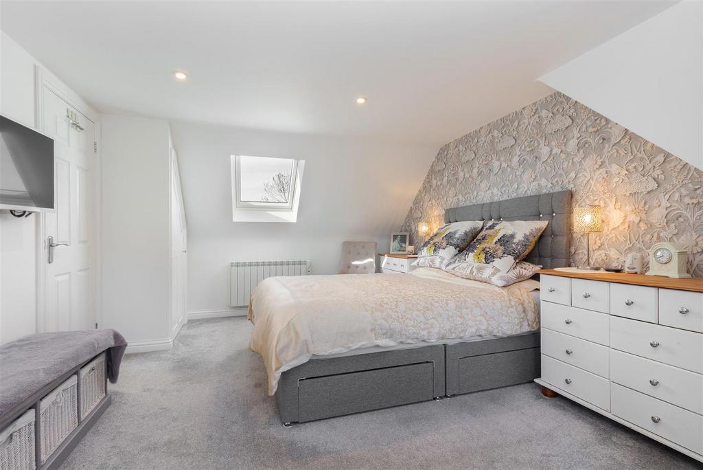 Bedroom-2-2.jpg