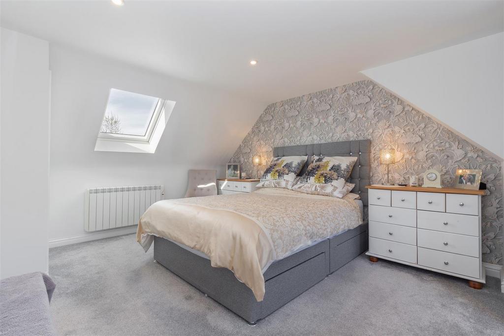 Bedroom-2-3.jpg
