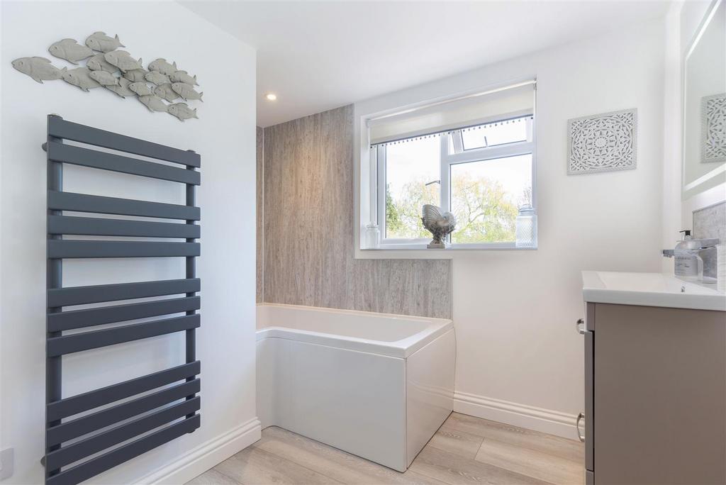 Bathroom-2-2.jpg