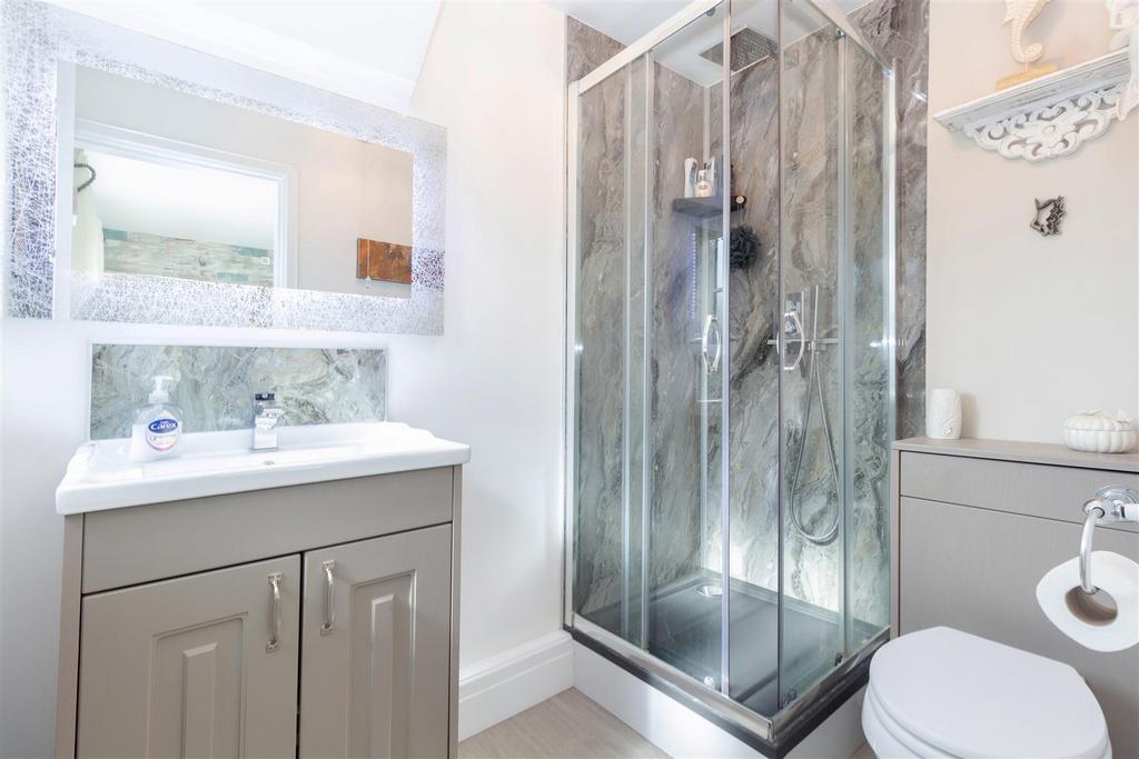 Bathroom-1-1.jpg