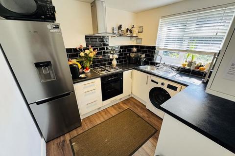 1 bedroom apartment for sale, Church Road, Northolt