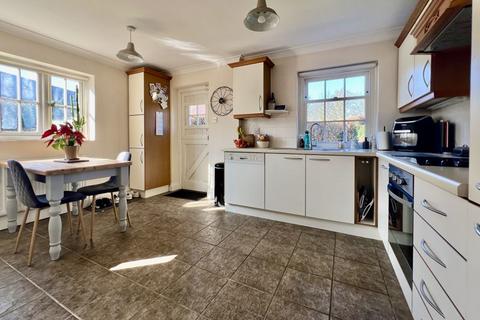 3 bedroom cottage for sale, Wootton Drive, Petham