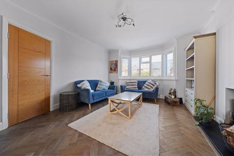 31 Blakes Avenue, New Malden, KT3 6RJ