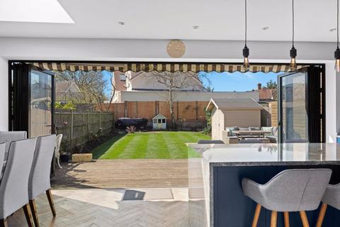 31 Blakes Avenue, New Malden, KT3 6RJ