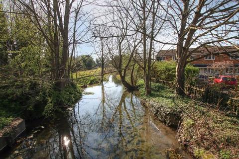 2 bedroom cluster house for sale, Waterside, Edlesborough