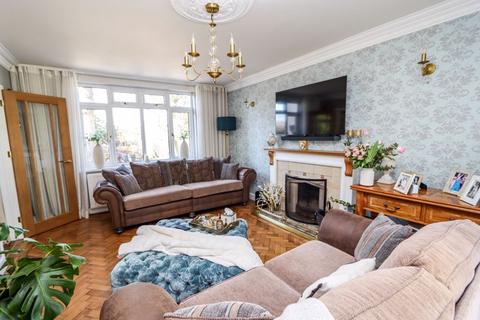 1 Cambridge Grove, Clevedon, BS21 7BW